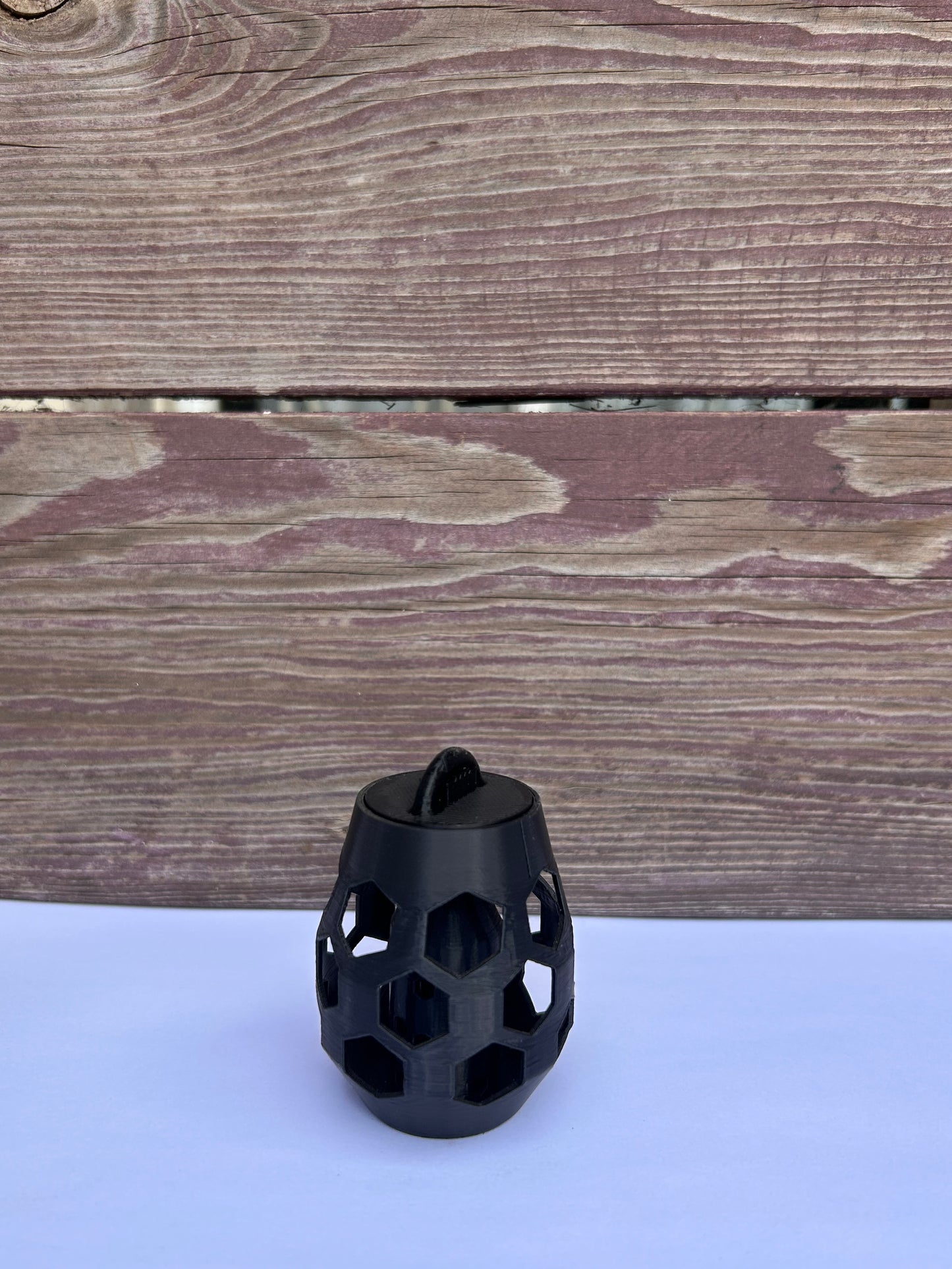 The Honey Pot carp feeder